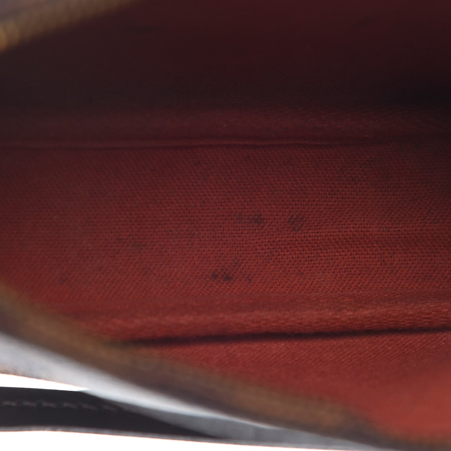 Damier Ebene Navona Pochette Accessories