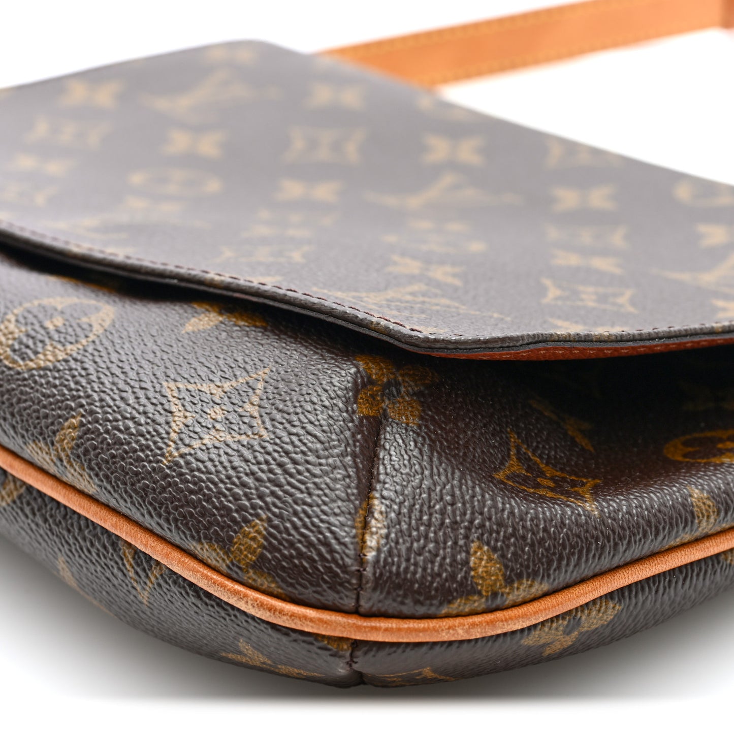 Monogram Musette Tango