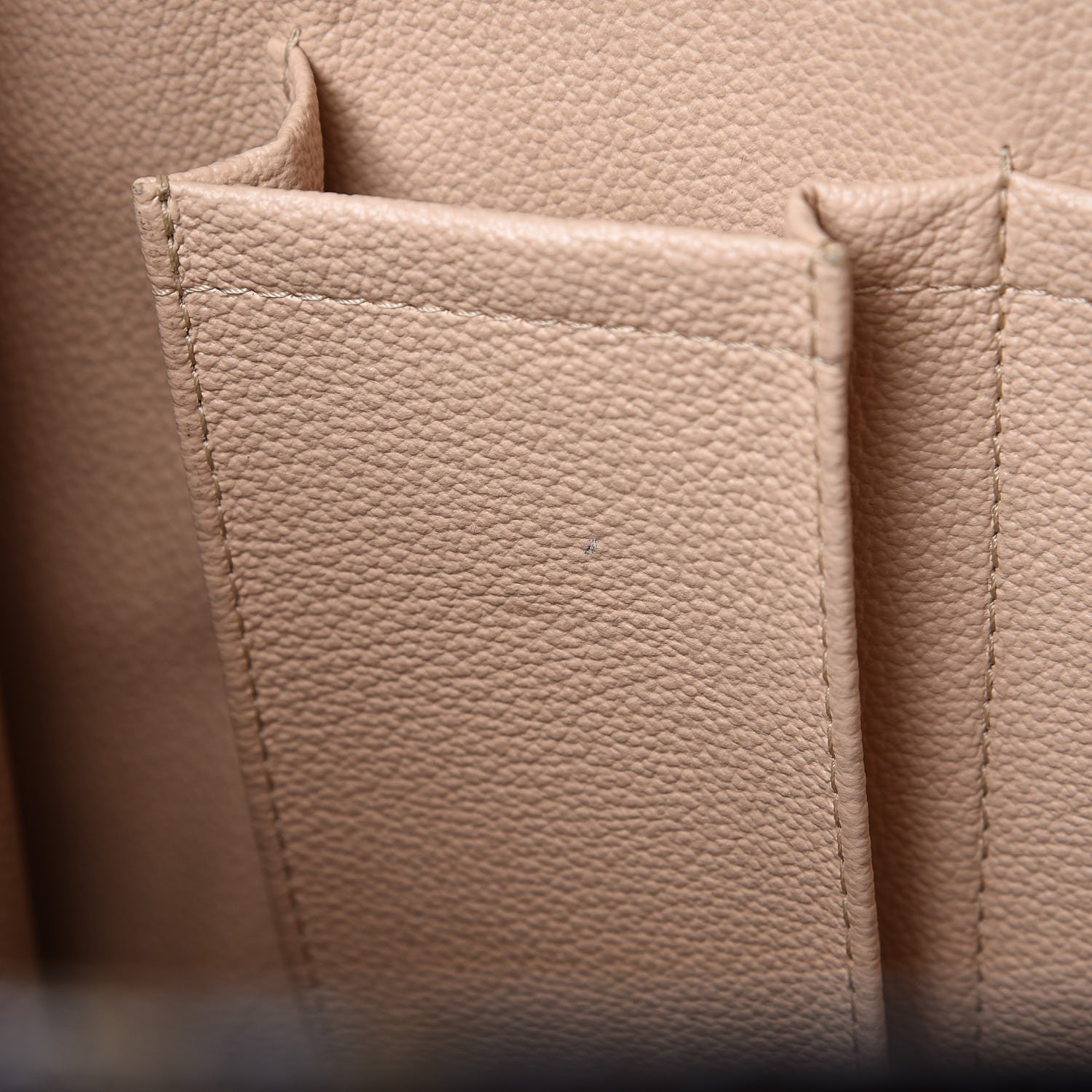 Louis Vuitton Monogram Sac Plat 10 of 15
