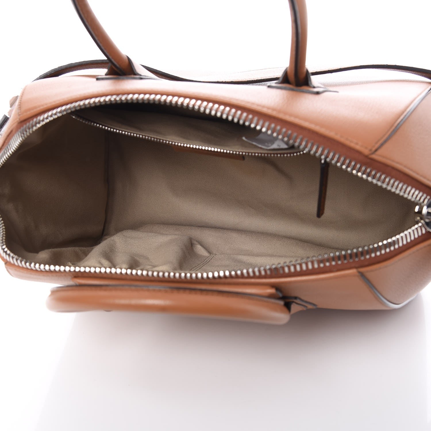 Givenchy Sugar Goatskin Medium Antigona Caramel 5 of 15