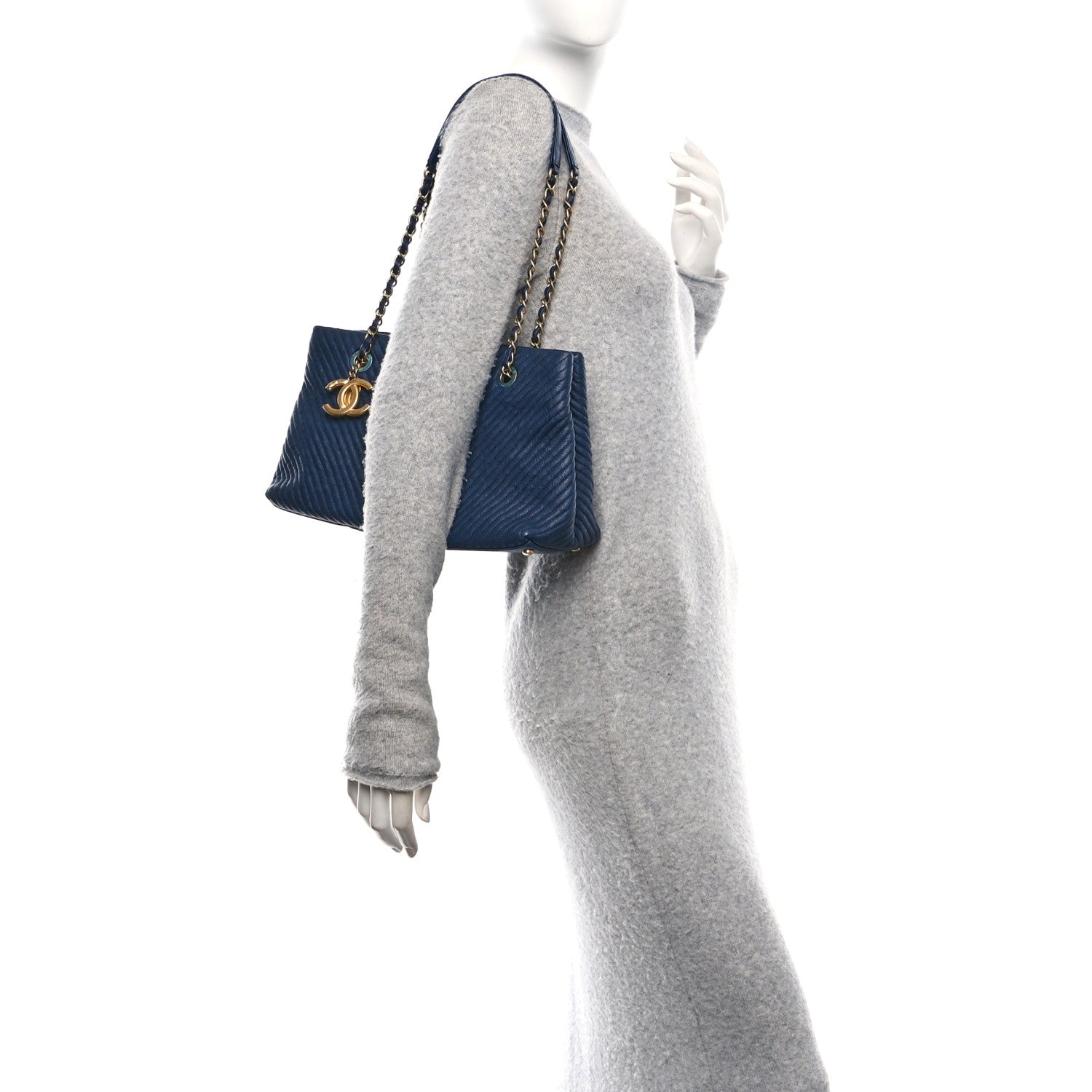 Chanel Wrinkled Lambskin Chevron Quilted Surpique Tote Navy Blue 2 of 9