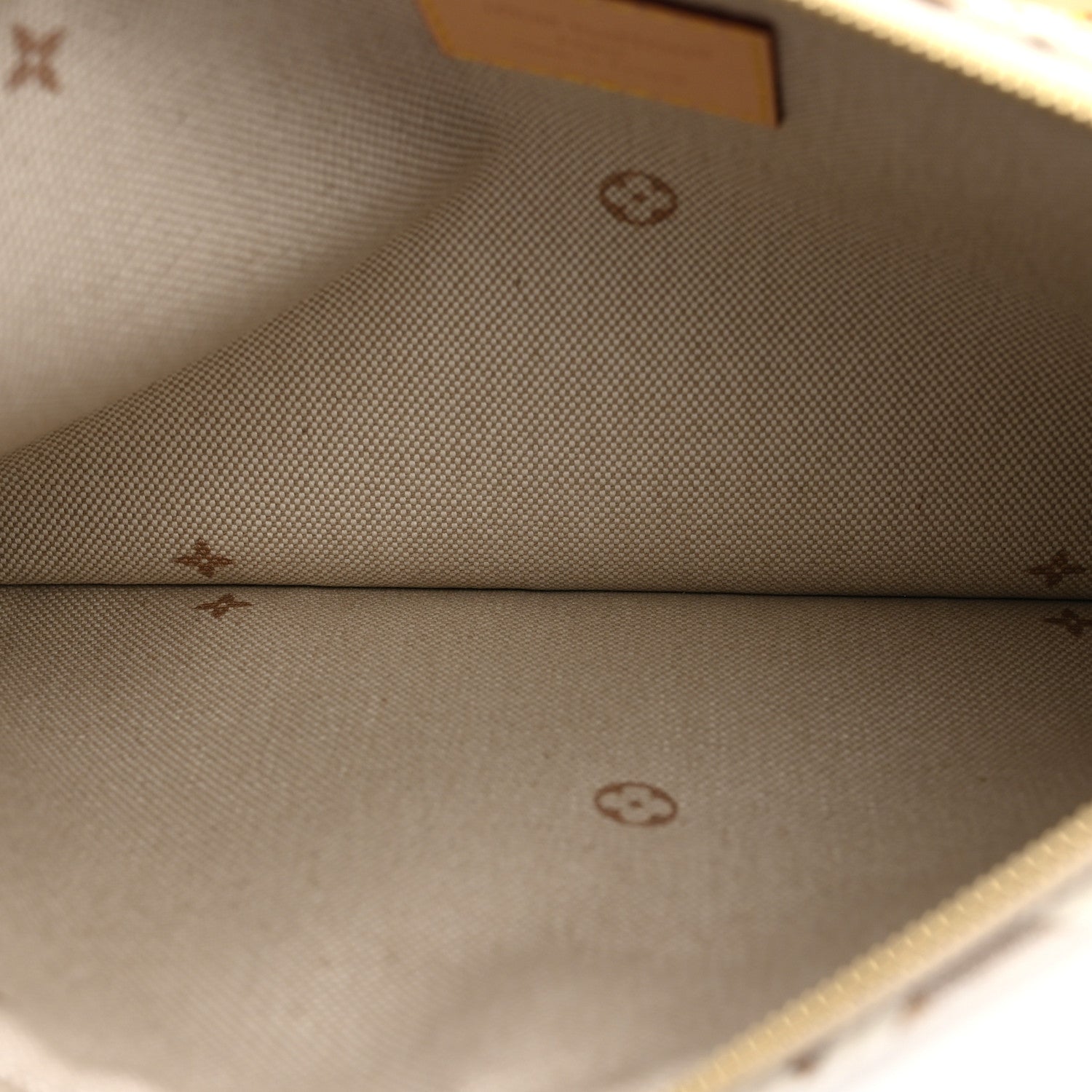 Louis Vuitton Jacquard Monogram Embleme Neverfull MM Pochette Peuplier 5 of 6