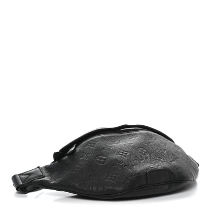 Louis Vuitton Calfskin Monogram Shadow Discovery Bumbag Black 4 of 9