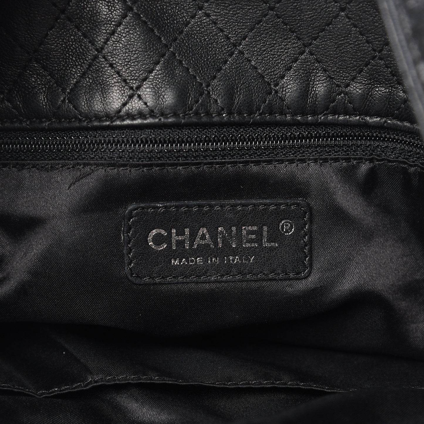 Lambskin Large Soft and Chain Hobo Black
