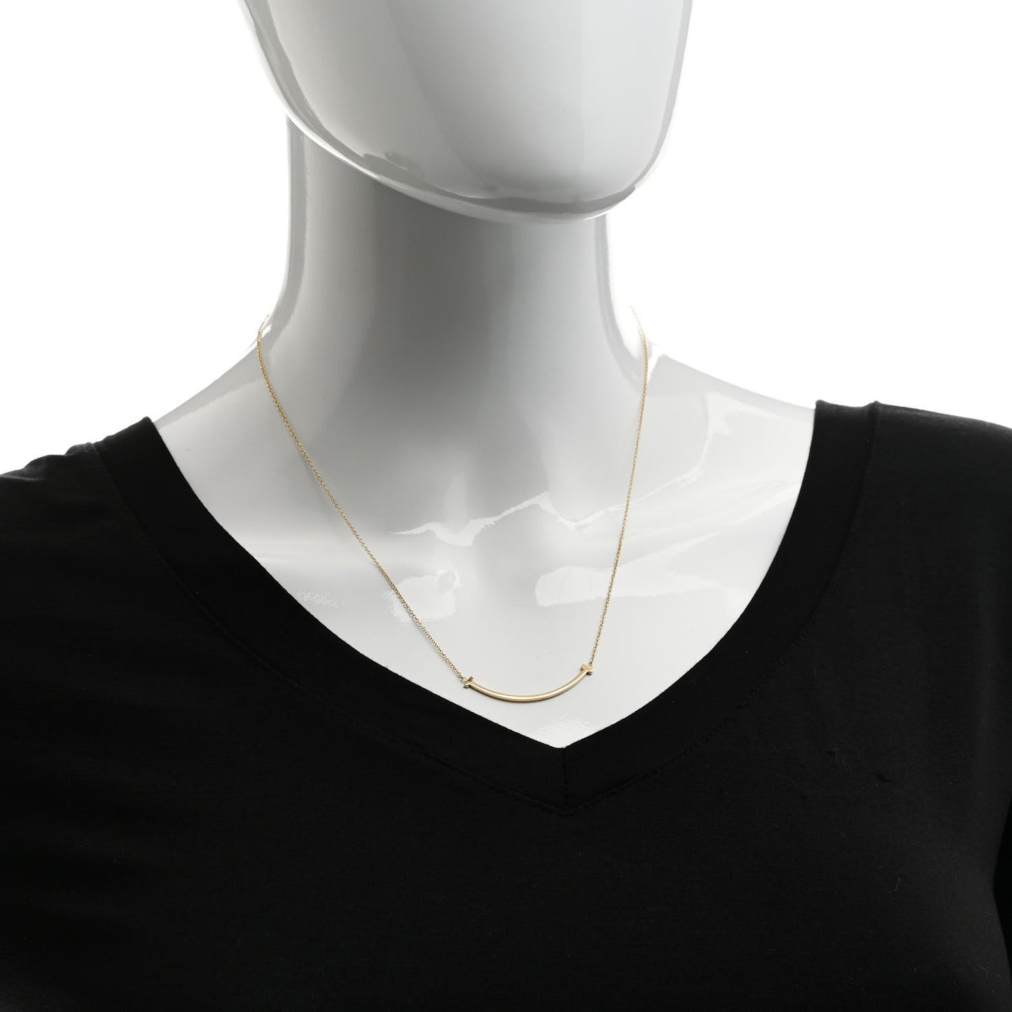 18K Yellow Gold Small T Smile Pendant Necklace