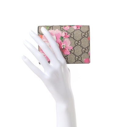 Gucci GG Supreme Monogram Blooms Card Case Beige Multicolor Dry Rose 2 of 7