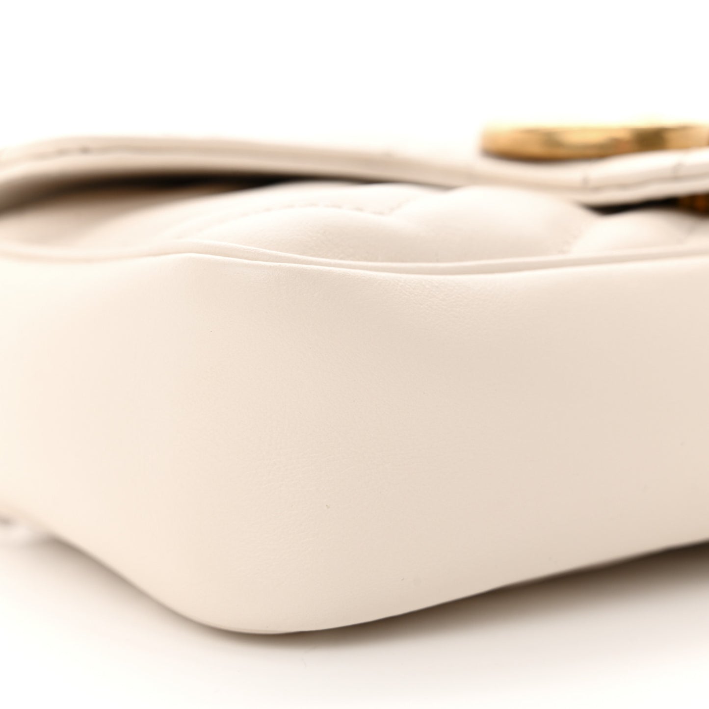 Calfskin Matelasse Super Mini GG Marmont Shoulder Bag White