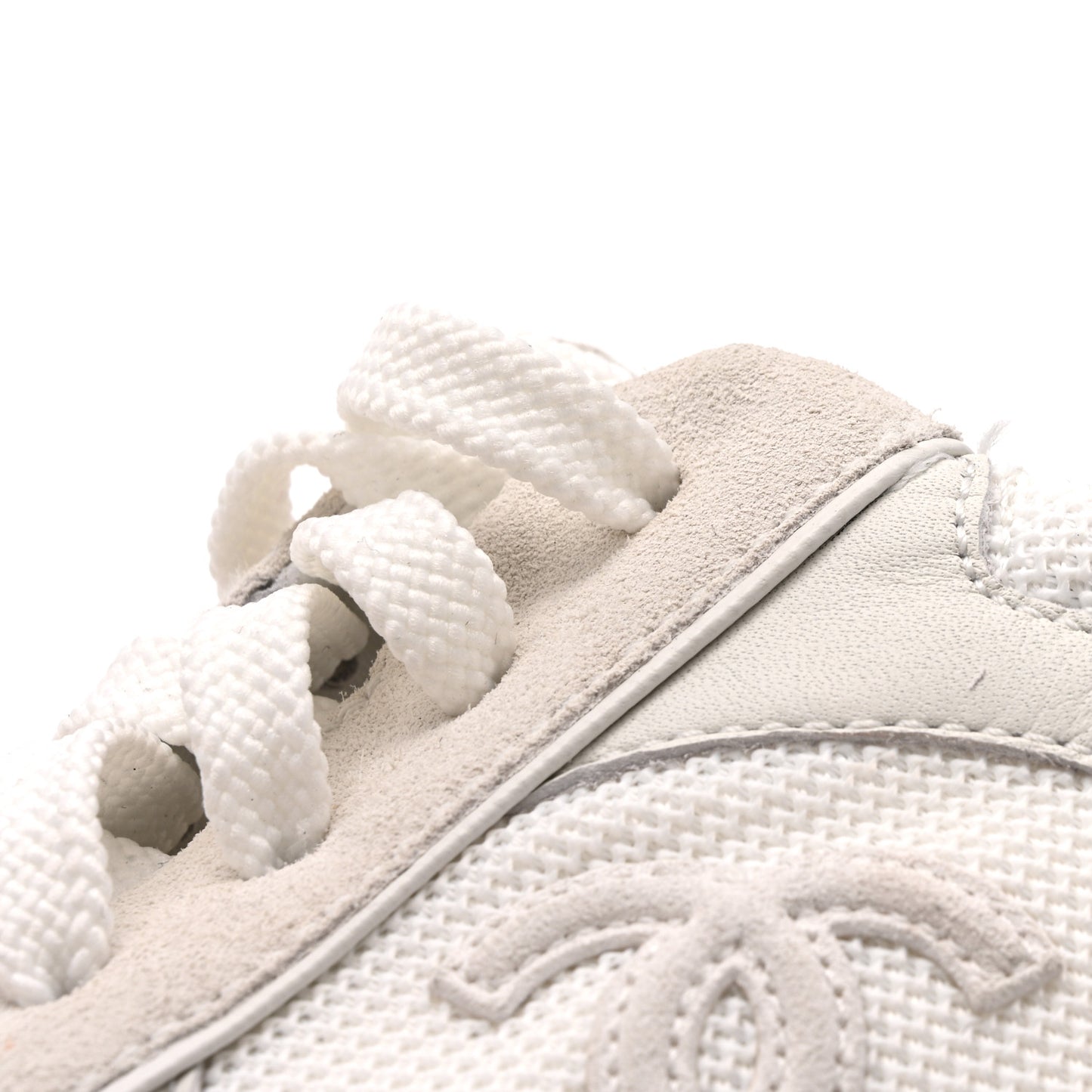 Mixed Fibers Suede Shiny Calfskin Womens CC Sneakers 39 White
