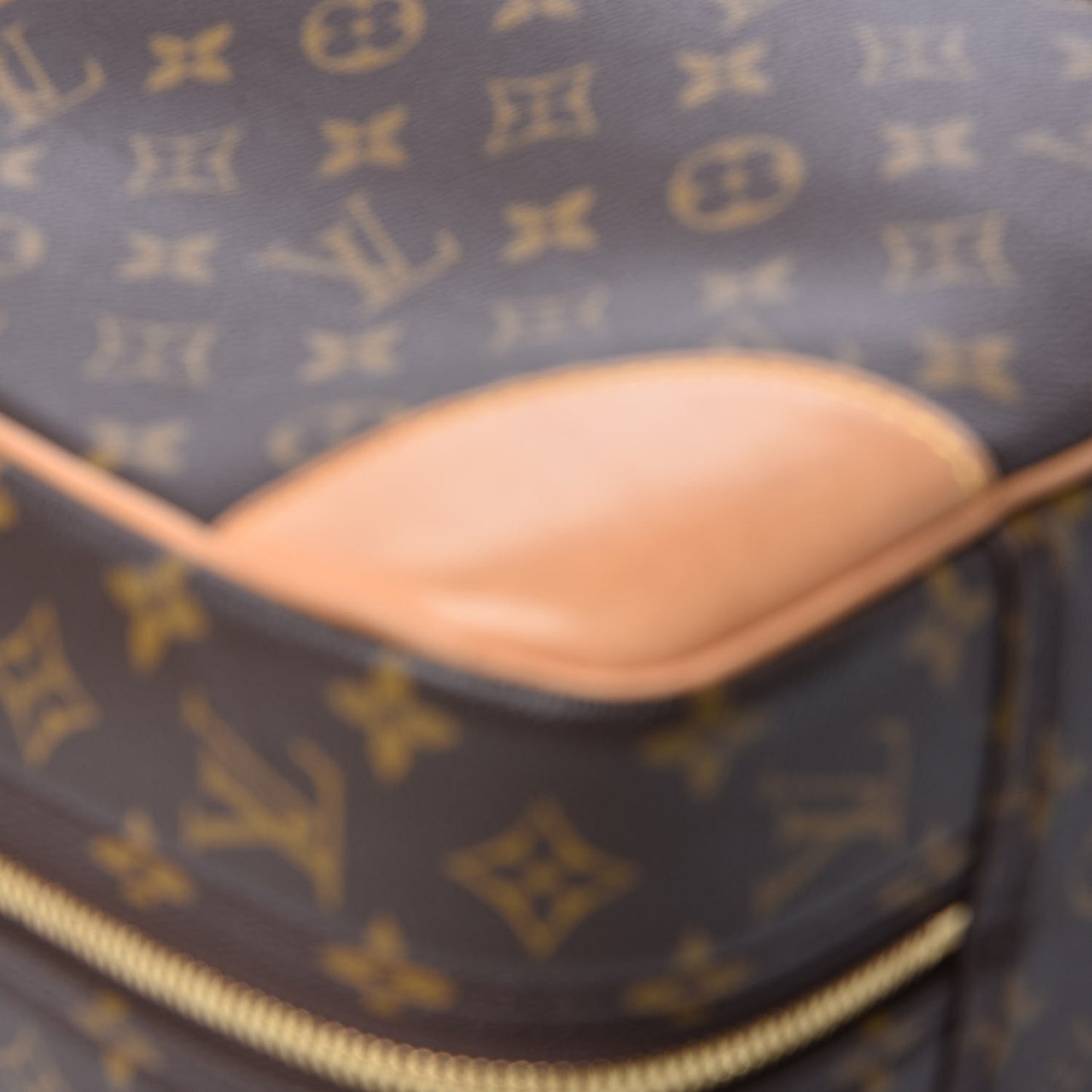 Monogram Sirius 55