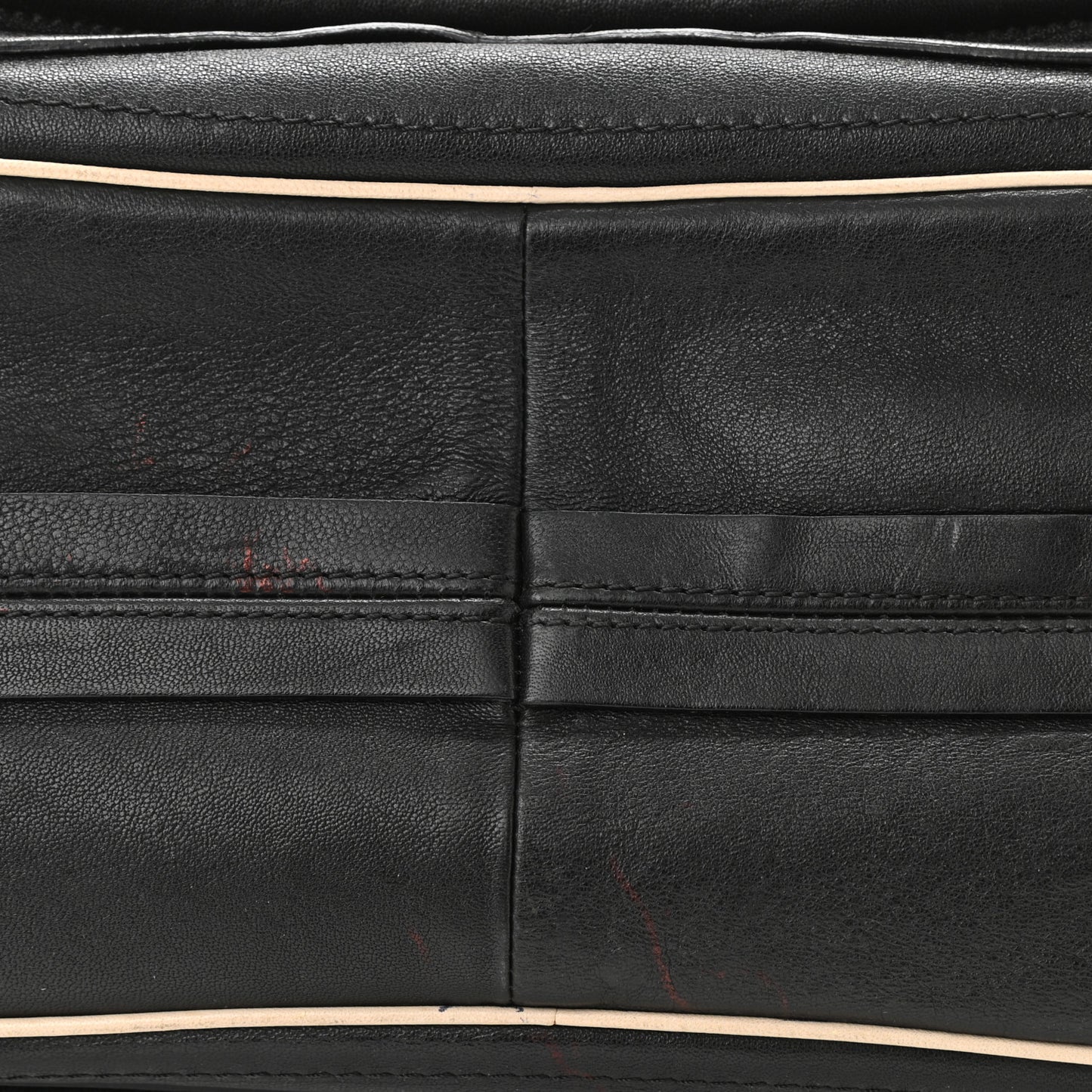 Calfskin Medium Military Paraty Black