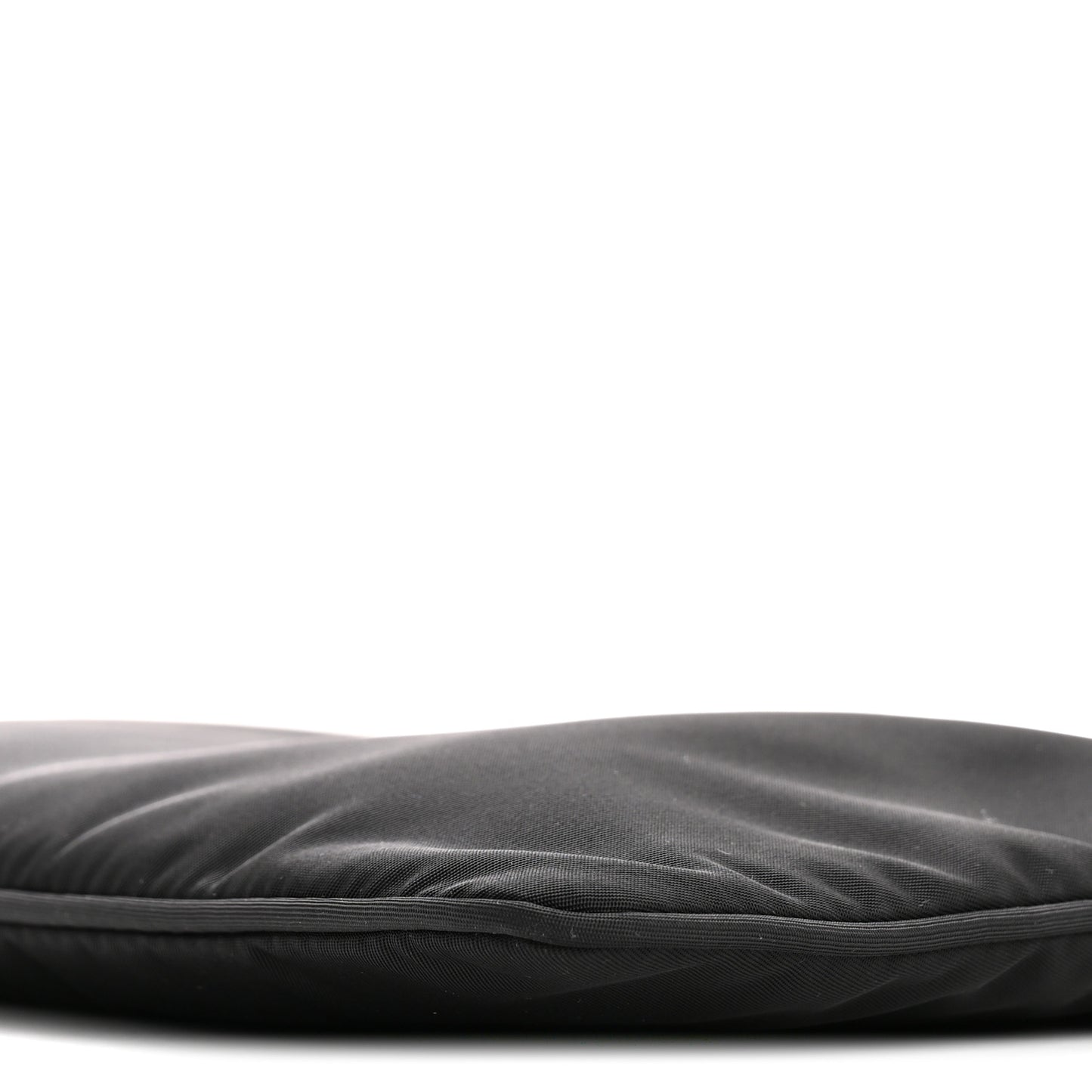 Re-Nylon Vela Pouch Black