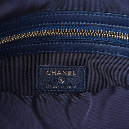 Chanel Caviar Quilted Medium Boy Cosmetic Case Navy 6 of 9