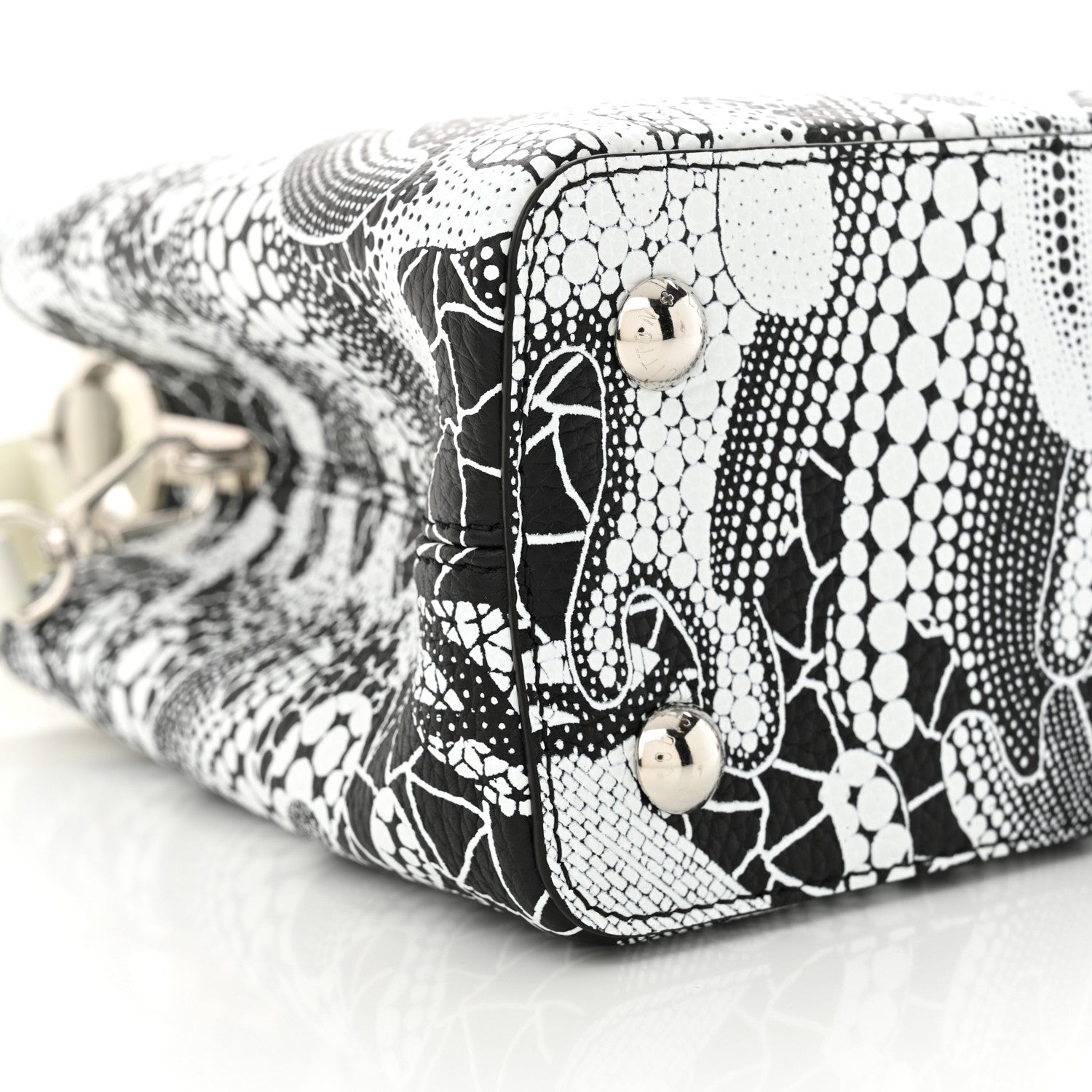 Louis Vuitton LV X YK Taurillon Psychedelic Capucines MM Black White 9 of 10