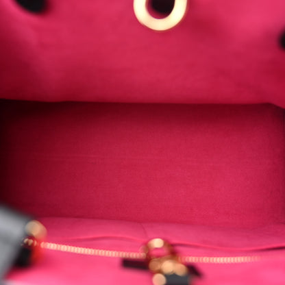 Louis Vuitton Epi Onthego MM Black 5 of 10