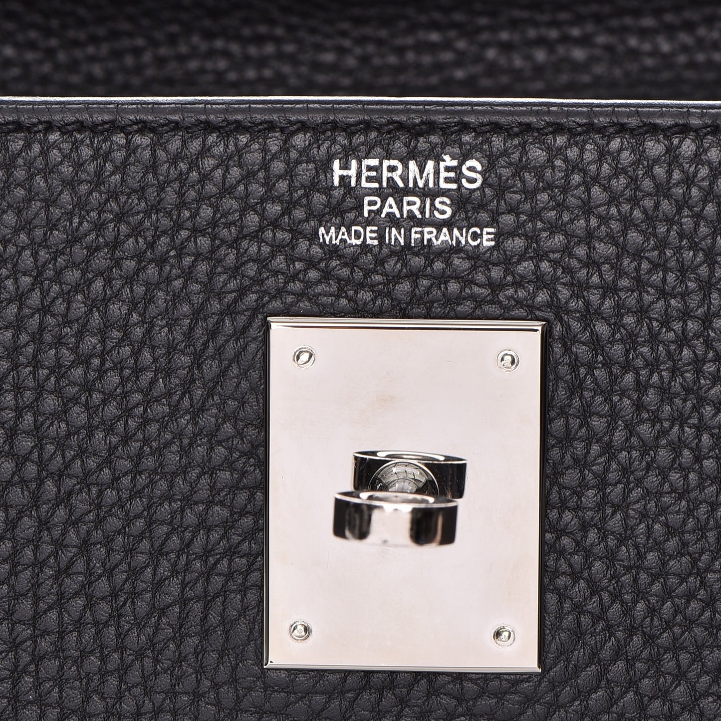 Togo Kelly Retourne 32 Black