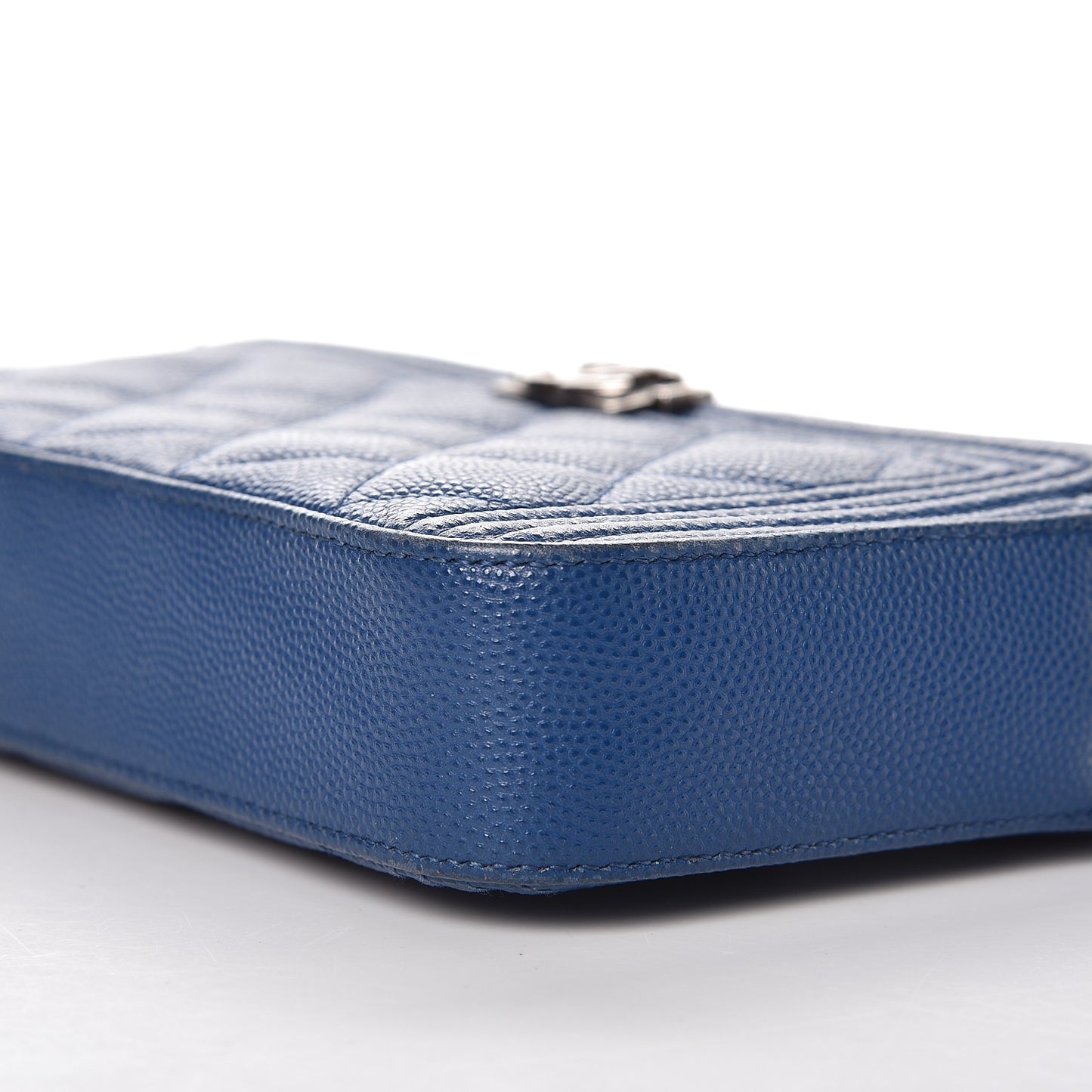Caviar Quilted Small Boy Clutch With Chain Blue