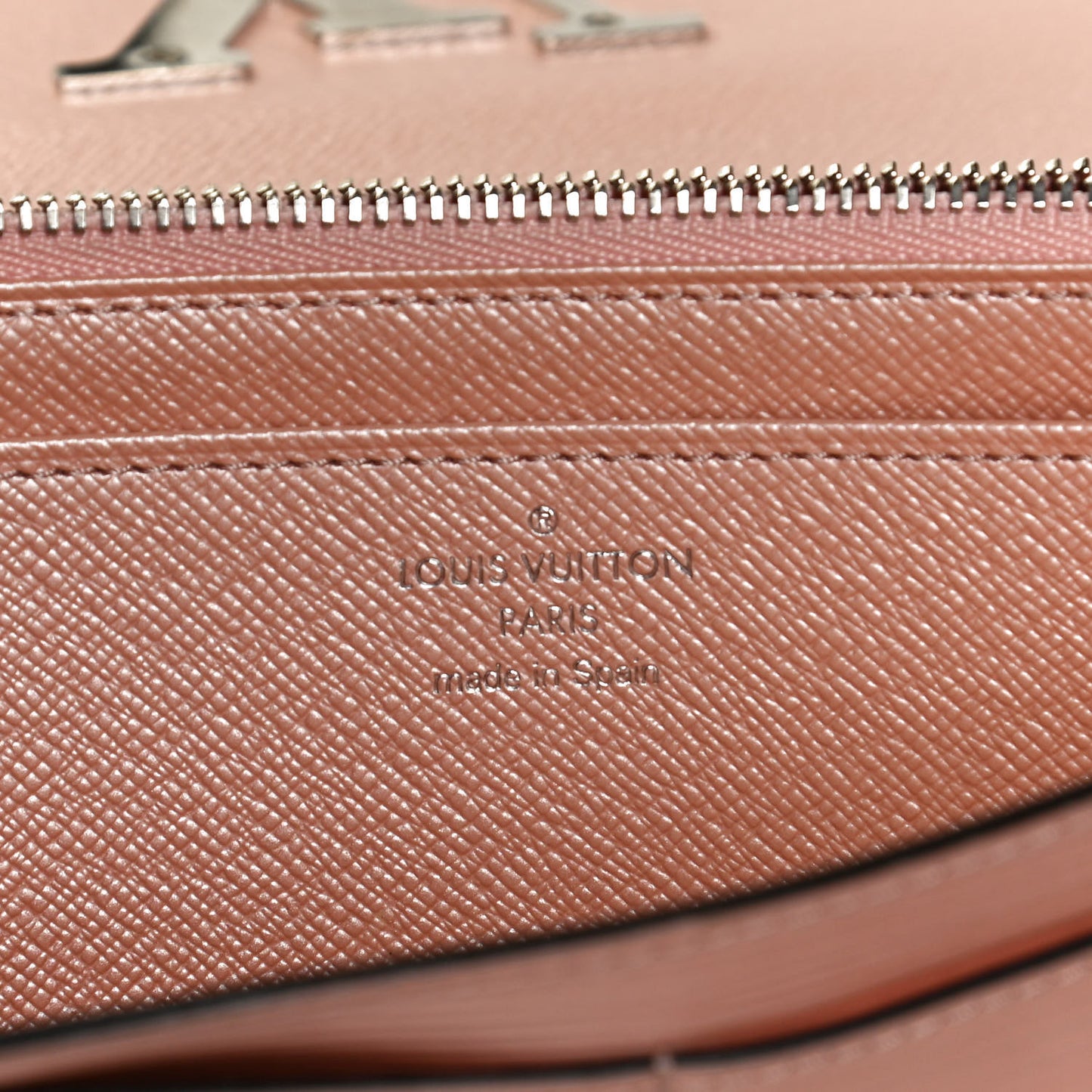 Epi Louise Wallet Rose Nacre