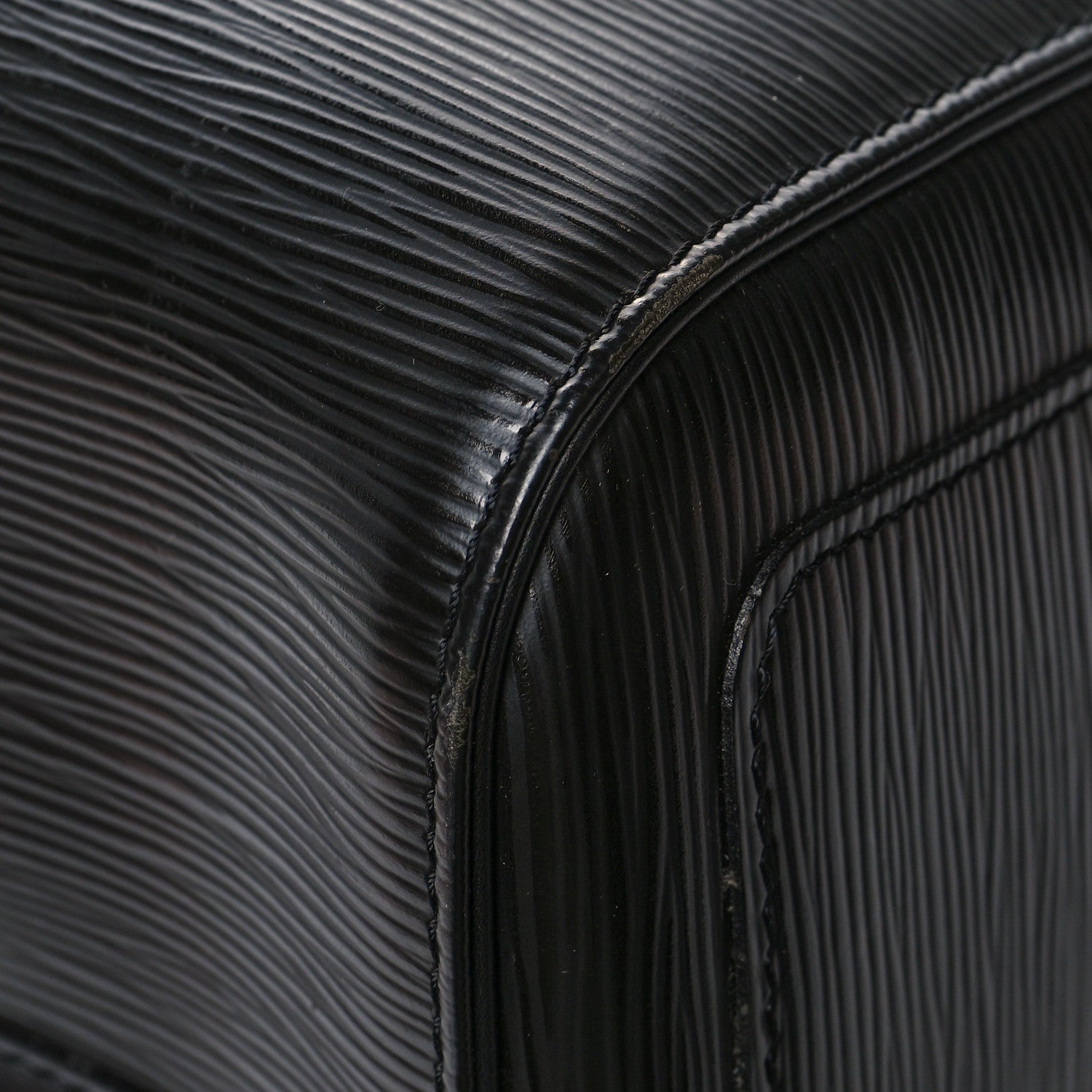 Louis Vuitton Epi Keepall 45 Black 12 of 16