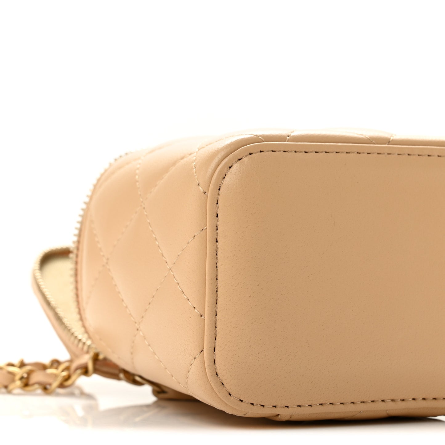 Lambskin Quilted Pearl Crush Mini Vanity Case With Chain Beige