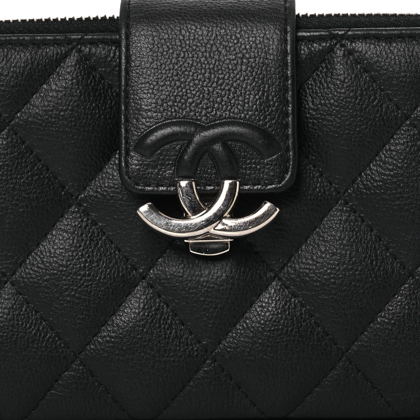 Goatskin Quilted CC Box Clutch With Chain Black