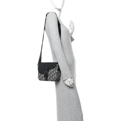 Christian Dior Oblique Jacquard Grained Calfskin Small Saddle Messenger Bag Beige Black 2 of 10