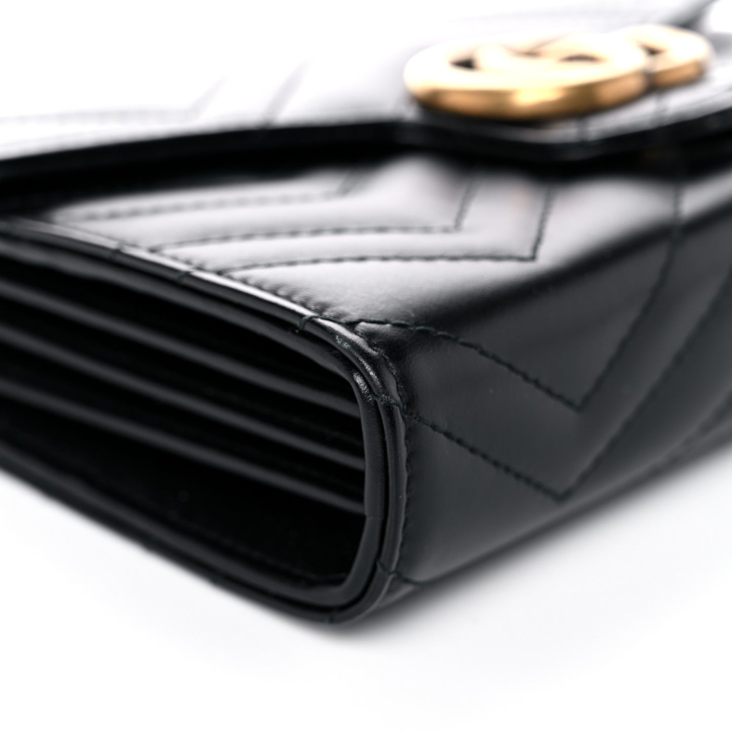 Calfskin Matelasse GG Marmont Chain Wallet Black