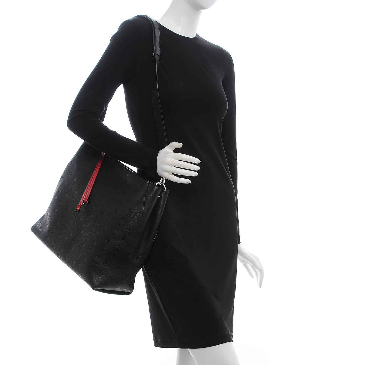 Grained Calfskin Large Klara Hobo Black