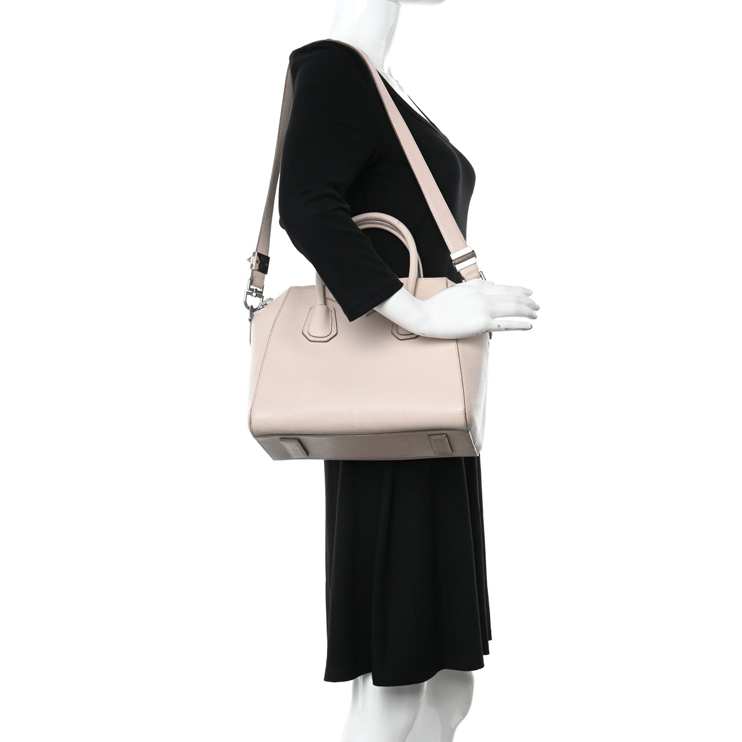 Givenchy Sugar Goatskin Small Antigona Nude Pink 2 of 17