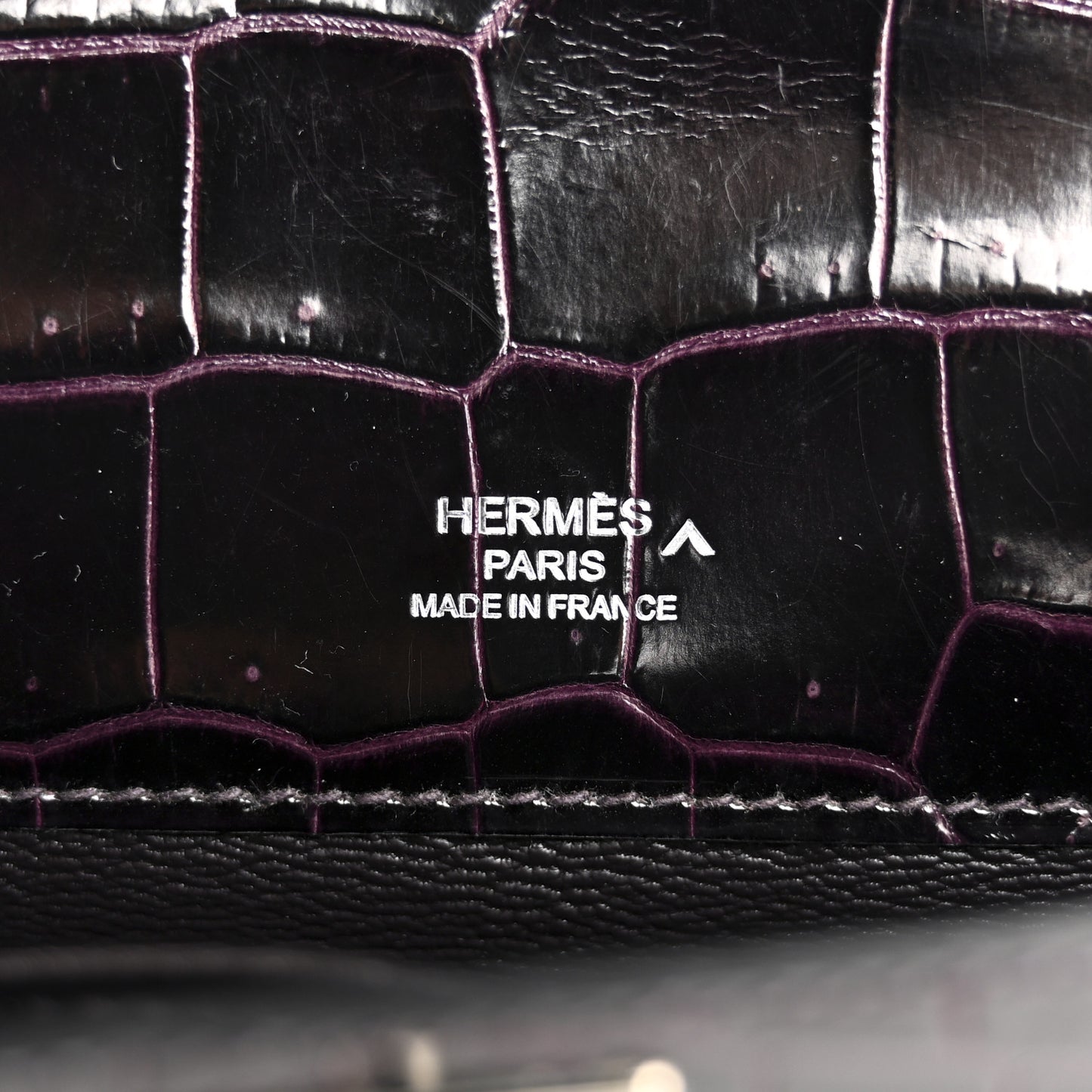 Shiny Porosus Crocodile Kelly Cut Pochette Amethyst