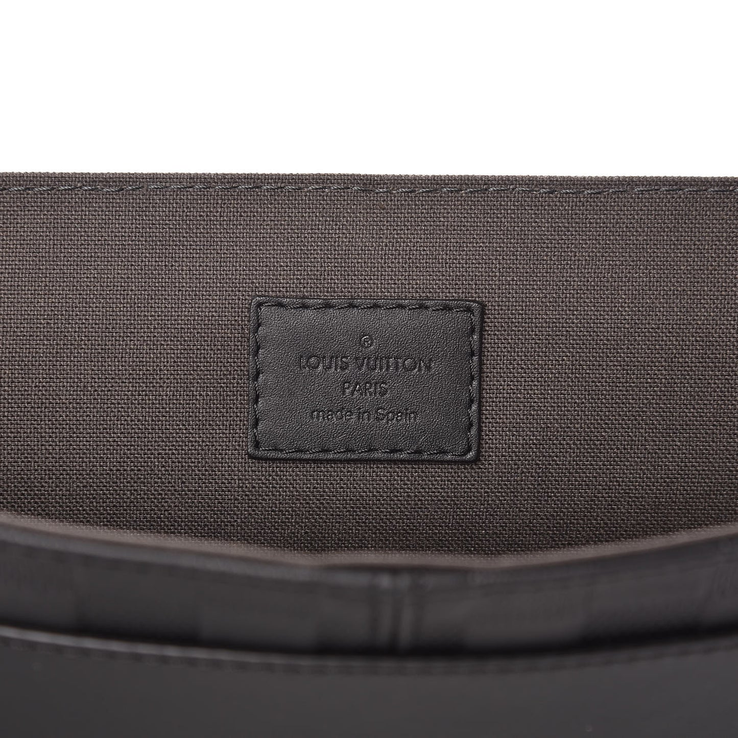 Damier Infini District PM Onyx