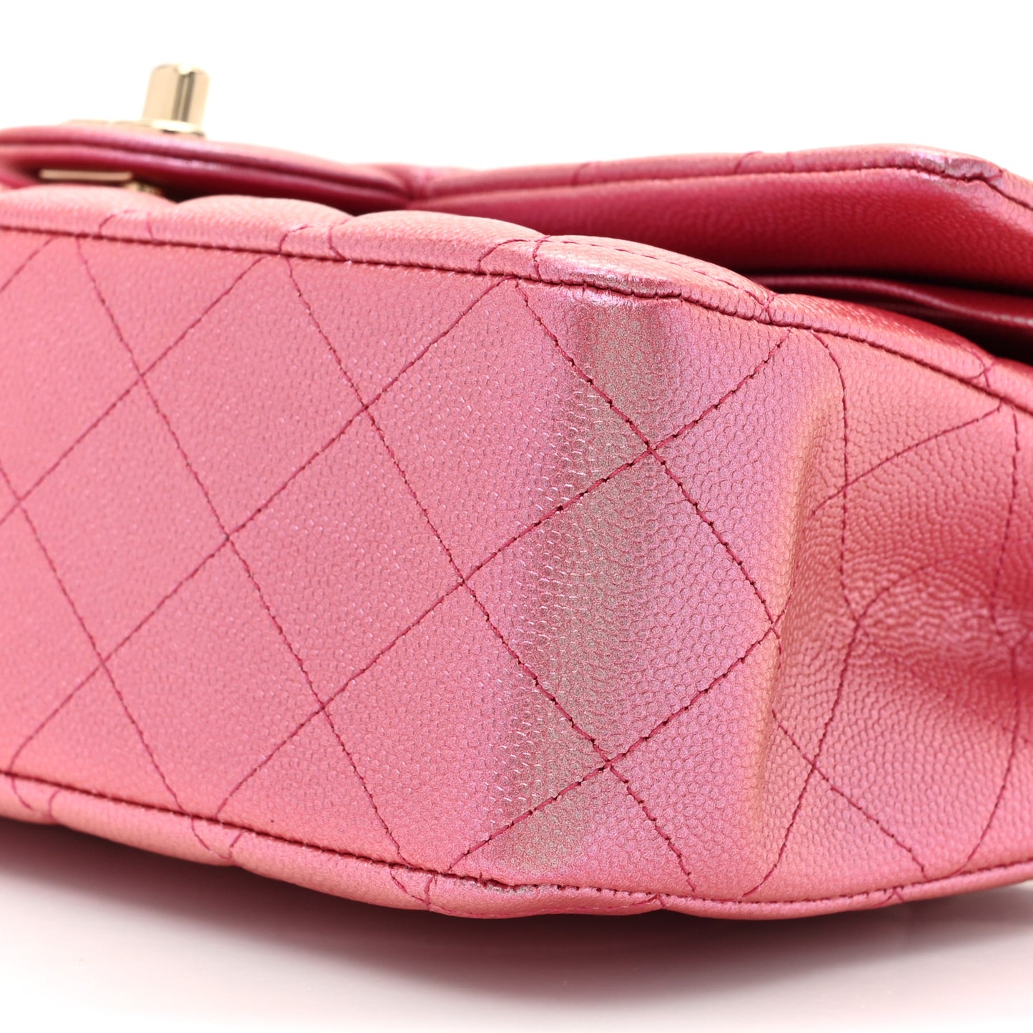 Iridescent Caviar Quilted Medium Double Flap Pink