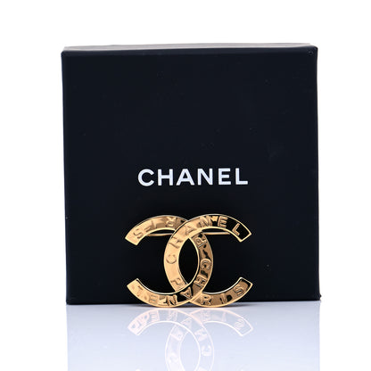 Chanel Metal Paris Button CC Large Brooch Gold 5 of 5