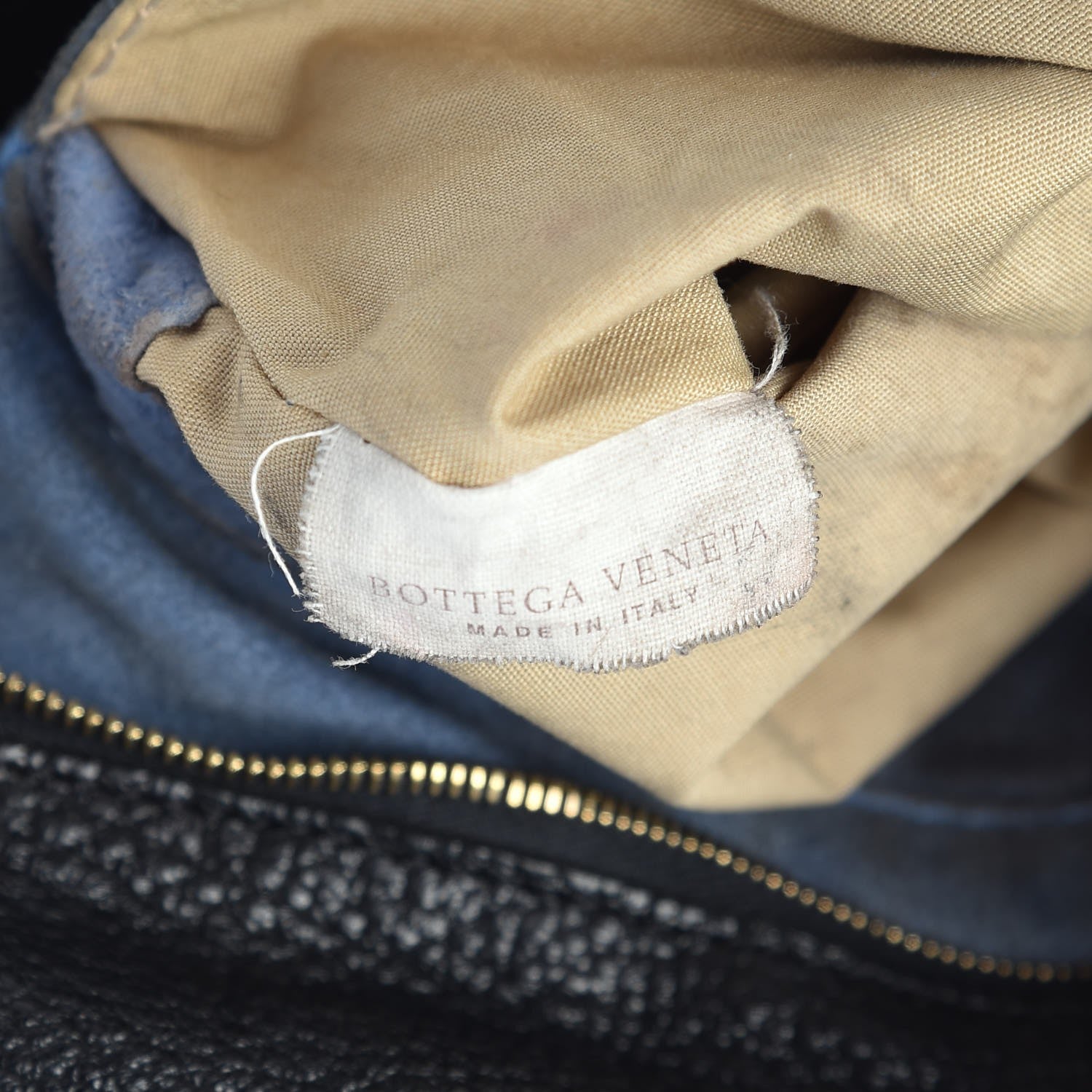 Bottega Veneta Nappa Intrecciato Shoulder Bag Black 8 of 17