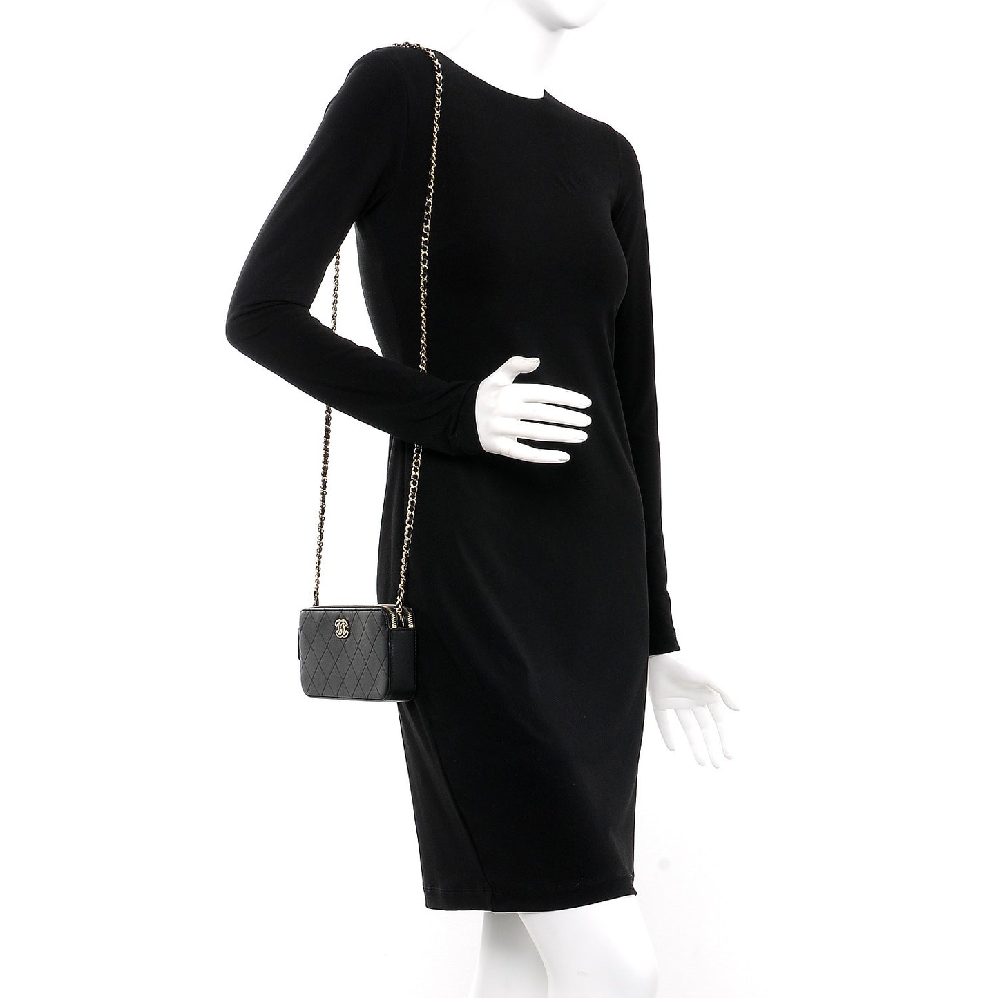 Metallic Lambskin Flat Quilted Clutch With Chain Black