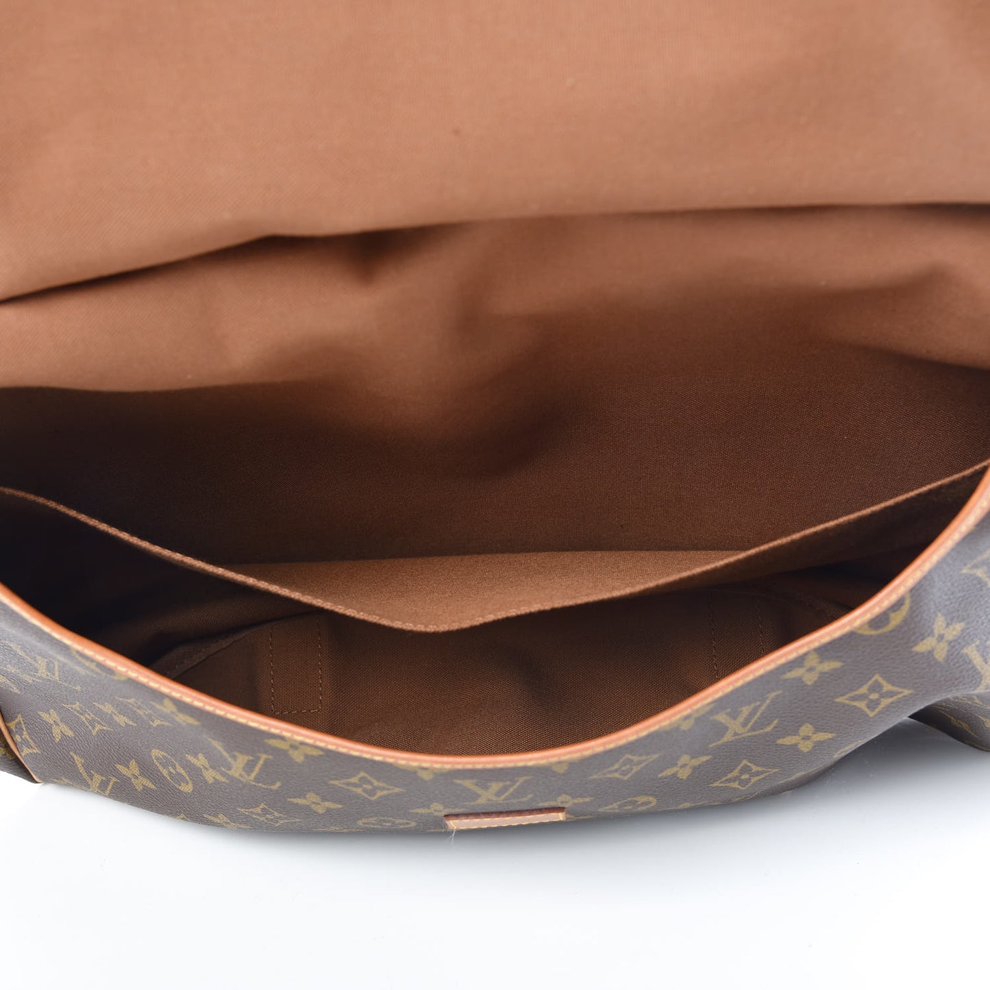 Monogram Saumur 43