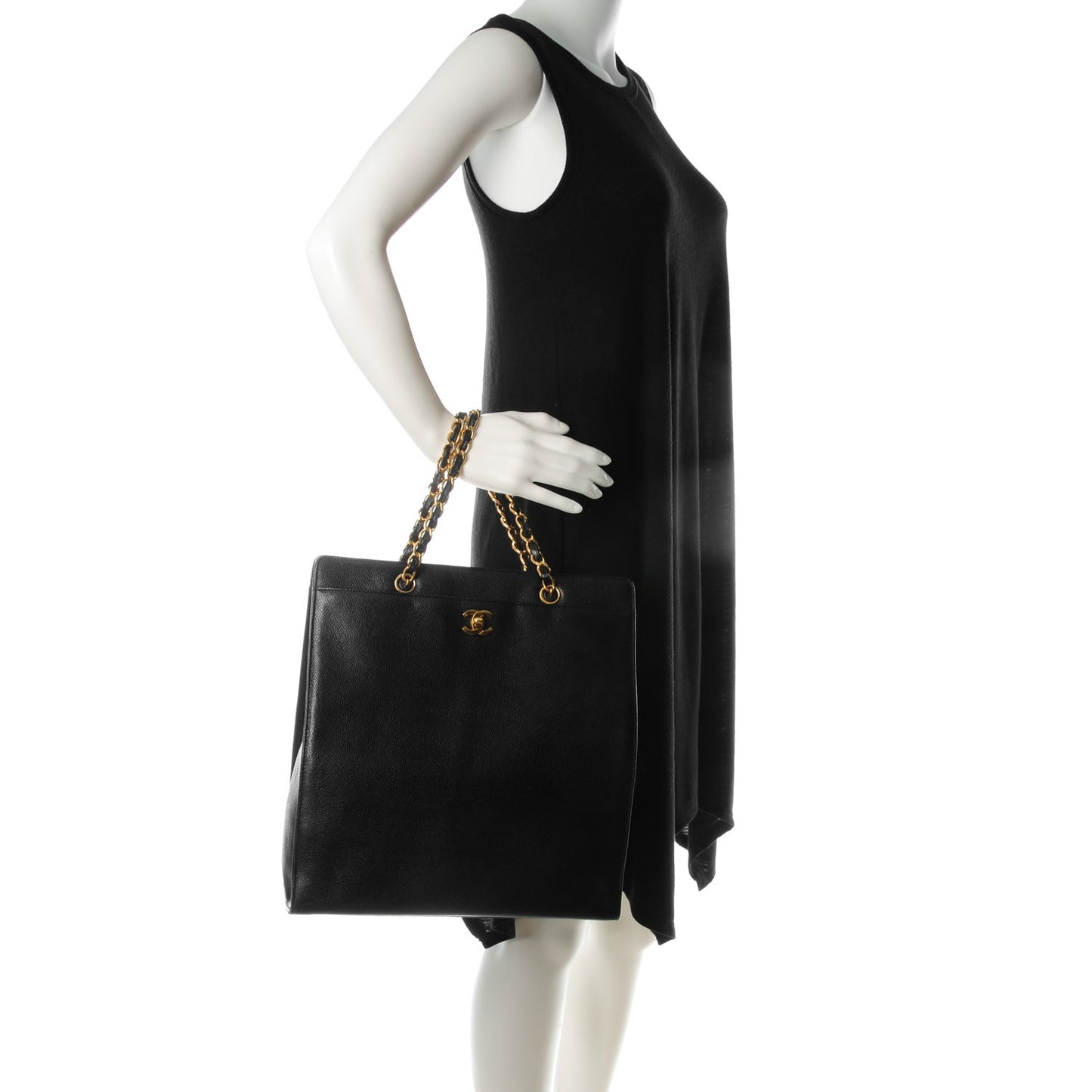 Caviar Shoulder Bag Black