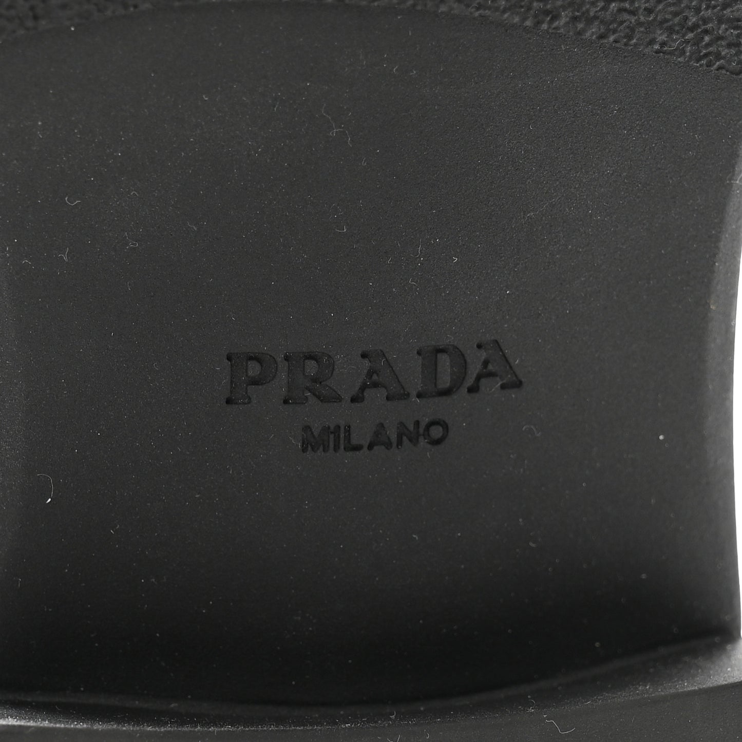 Spazzolato Metal Triangle Logo 50mm Loafers 38.5 Black