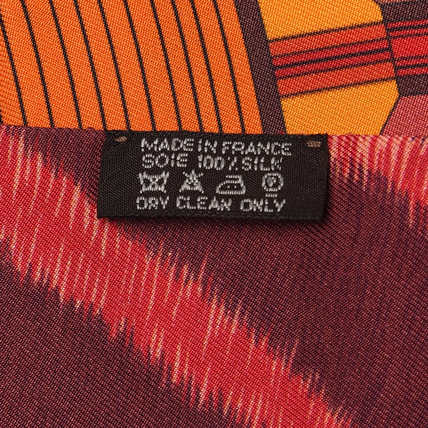 Hermes Silk Pelages et Camouflage Twilly Corail Orange Rouge 4 of 5