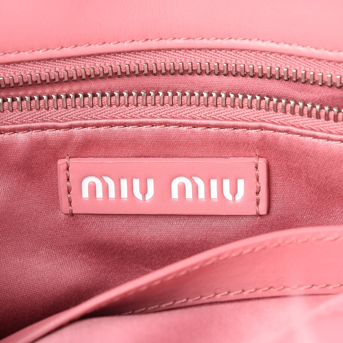 Montone Midolli Basket Bag Begonia Miel