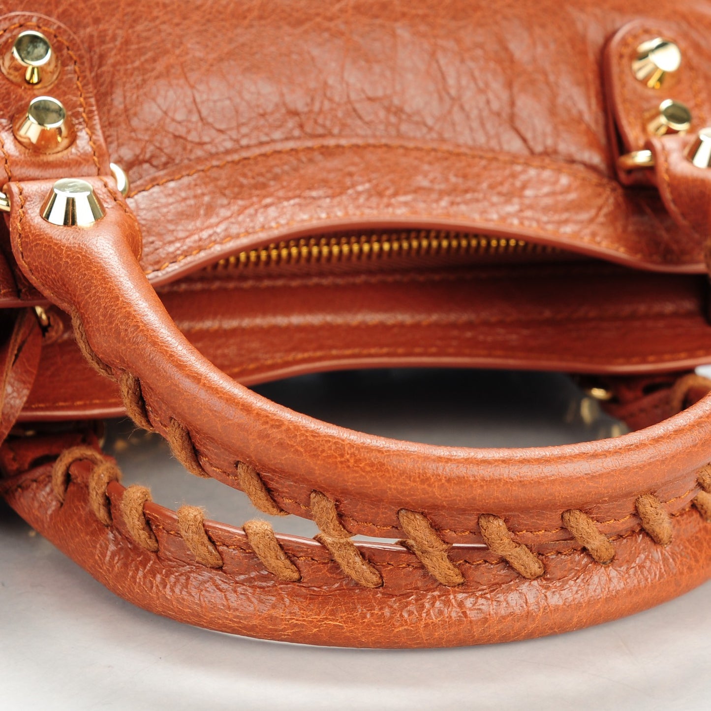 Agneau Classic Gold Hardware Mini City Marron Cognac