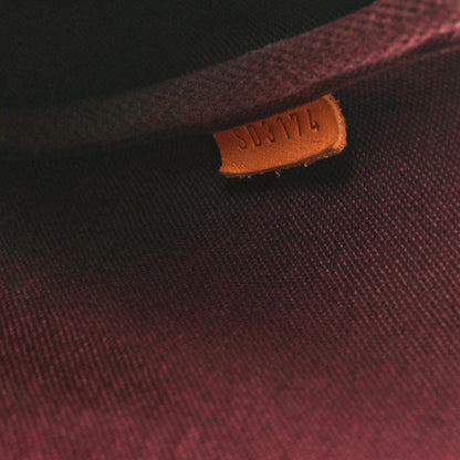 Louis Vuitton Monogram Favorite MM 8 of 13