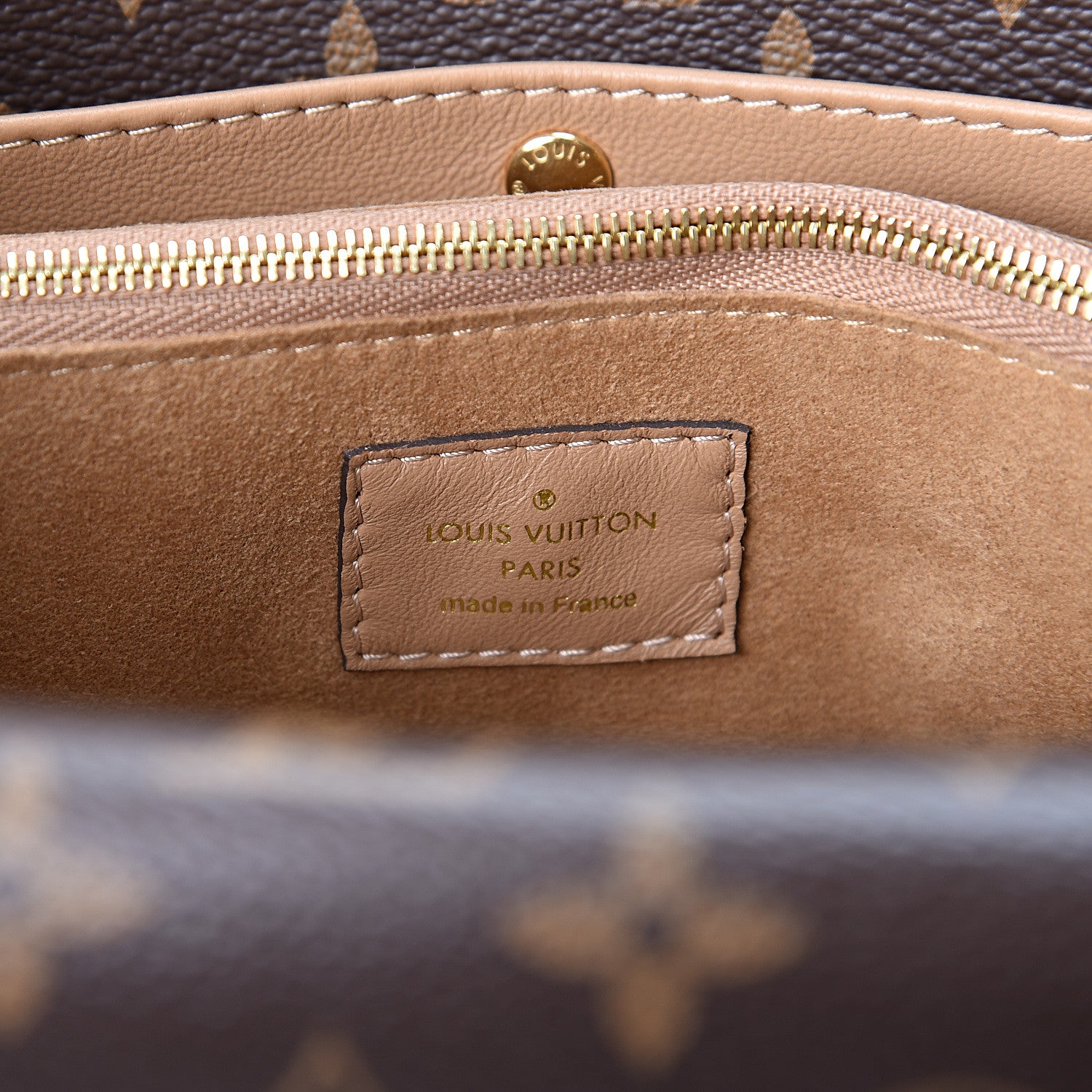 Louis Vuitton Grained Calfskin Monogram Double V Sesame 5 of 10