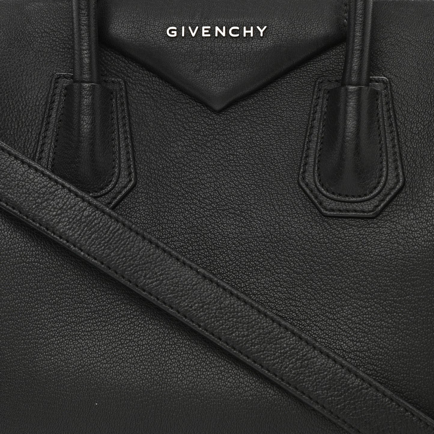 Sugar Goatskin Small Antigona Black