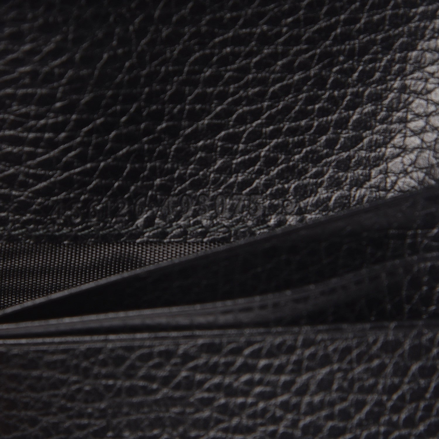 Gucci Pebbled Calfskin GG Marmont Card Case Black 7 of 8