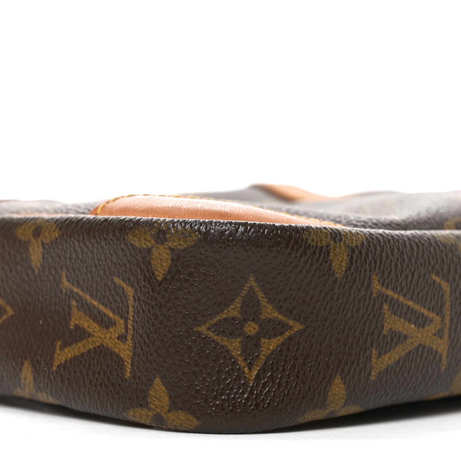 Louis Vuitton Monogram Danube 21 8 of 8
