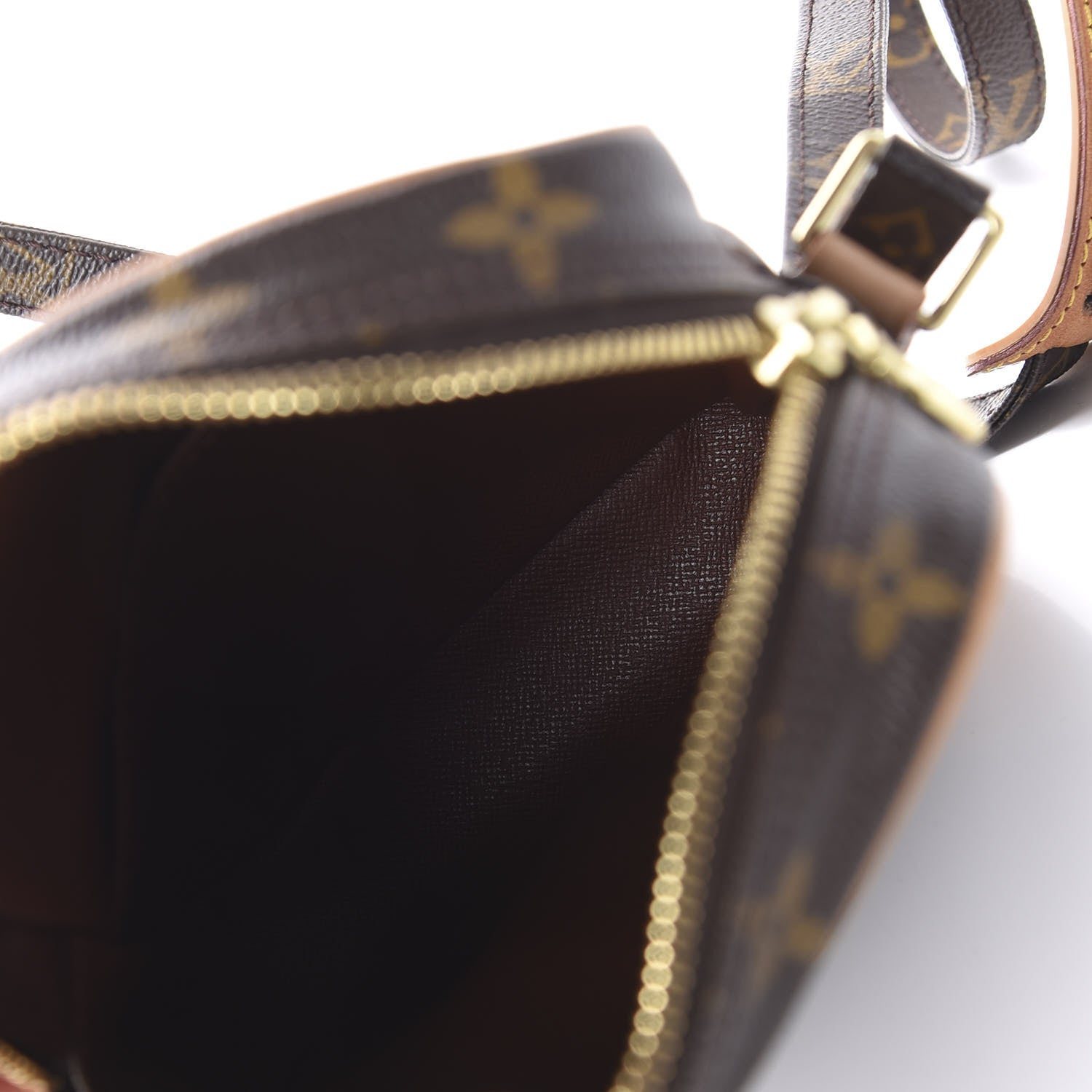 Louis Vuitton Monogram Danube 21 5 of 9