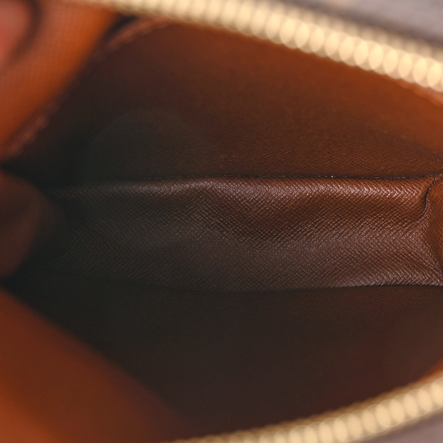 Louis Vuitton Monogram Danube 21 5 of 13