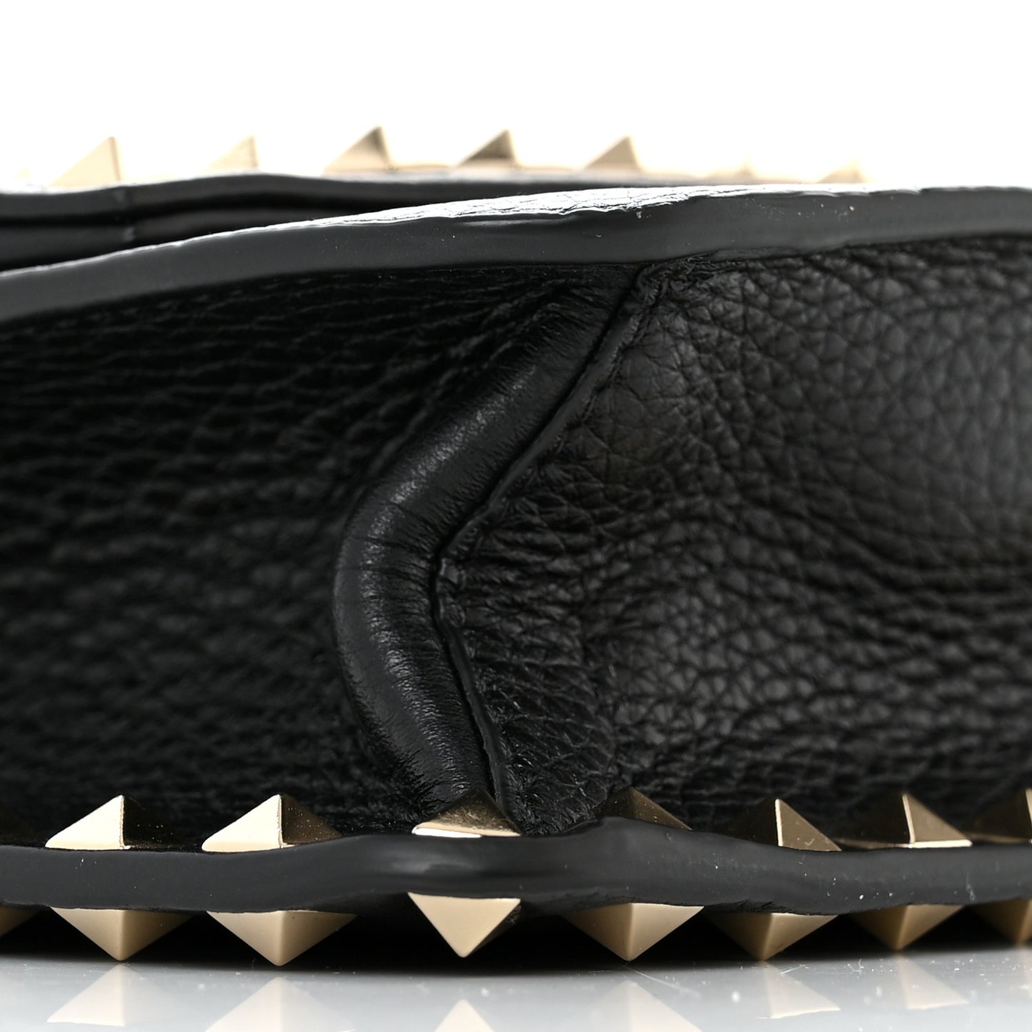 Pebbled Calfskin Rockstud Side Slip Crossbody Black