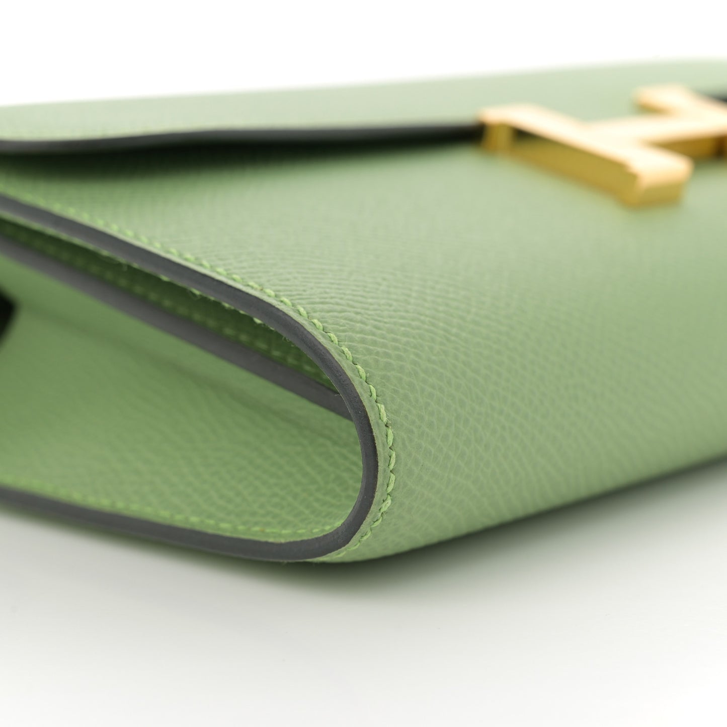 Epsom Constance Long To Go Wallet Vert Criquet