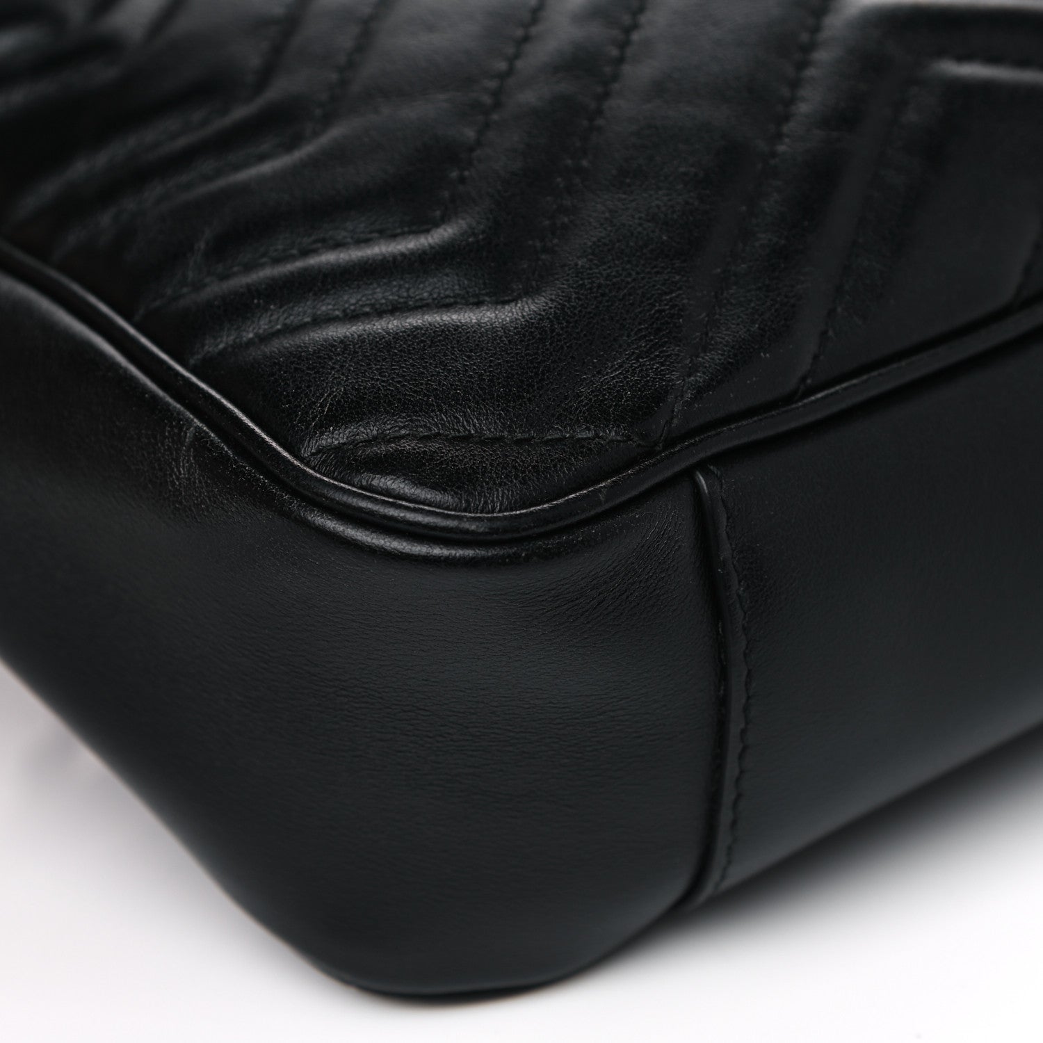 Gucci Calfskin Matelasse Medium GG Marmont Shoulder Bag Black 12 of 19